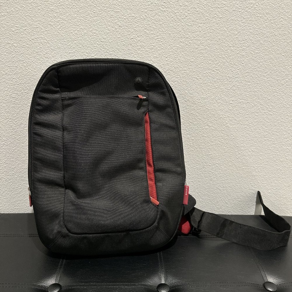 Belkin Belken Laptop Bag - Electronics